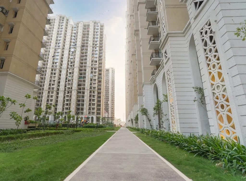 How Senior Citizens’ Needs Are Met by Prateek Grand City
